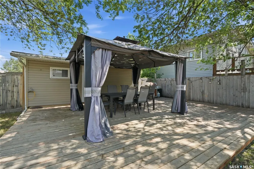 982 Terry Street Cochin SK S0L 0M0