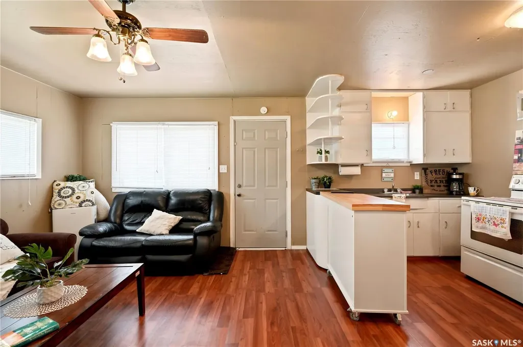 982 Terry Street Cochin SK S0L 0M0