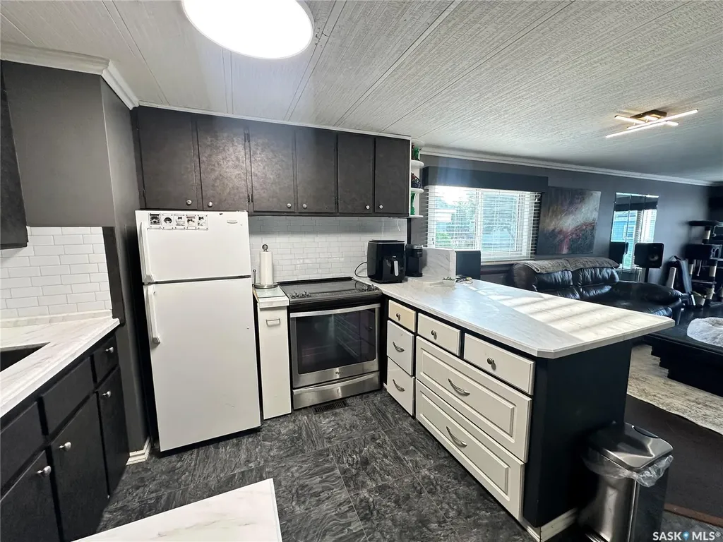 1035 Boychuk Drive Saskatoon SK S7H 5B2