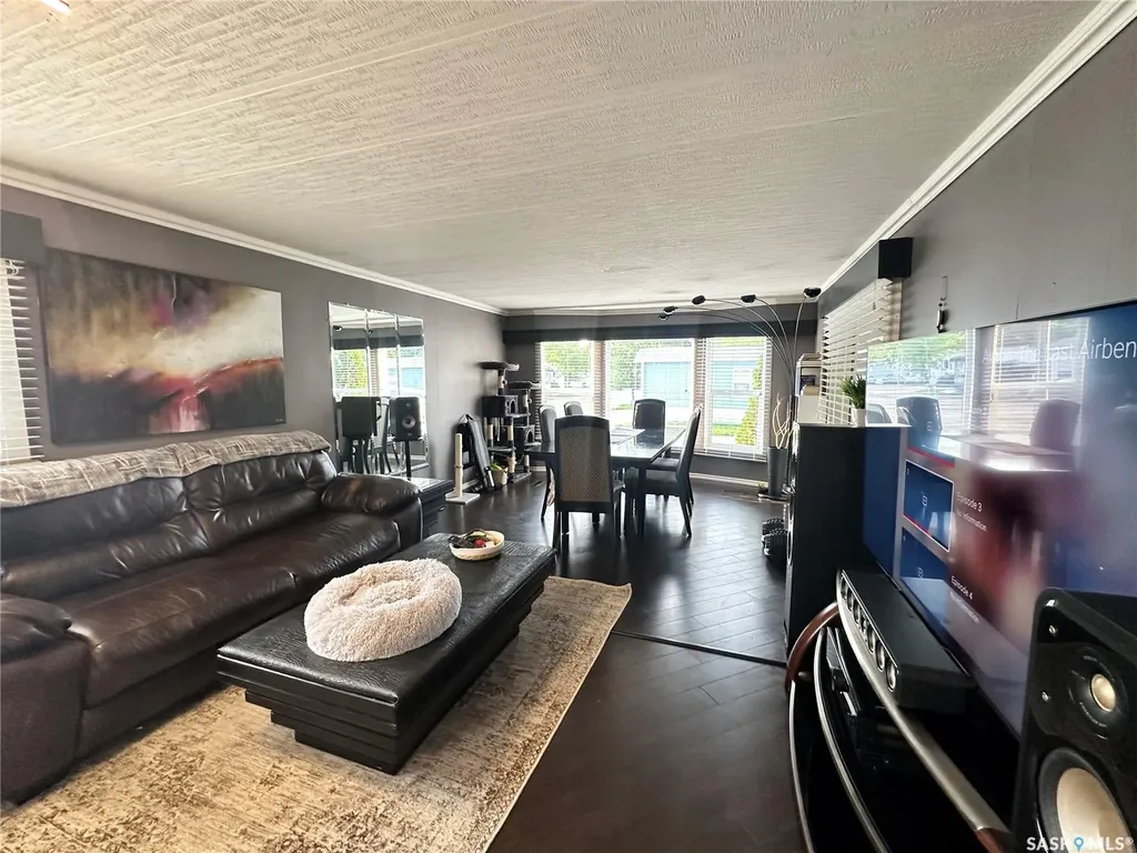 1035 Boychuk Drive Saskatoon SK S7H 5B2