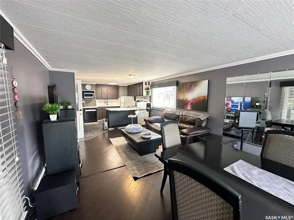 1035 Boychuk Drive Saskatoon SK S7H 5B2