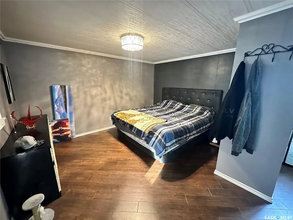 1035 Boychuk Drive Saskatoon SK S7H 5B2