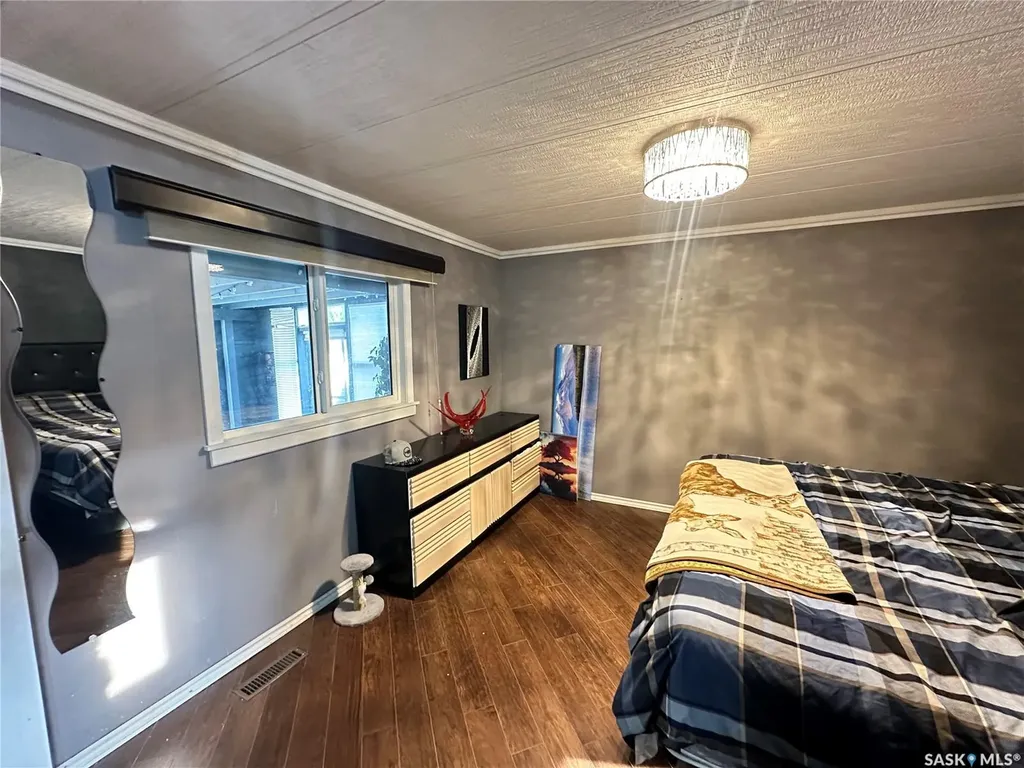 1035 Boychuk Drive Saskatoon SK S7H 5B2