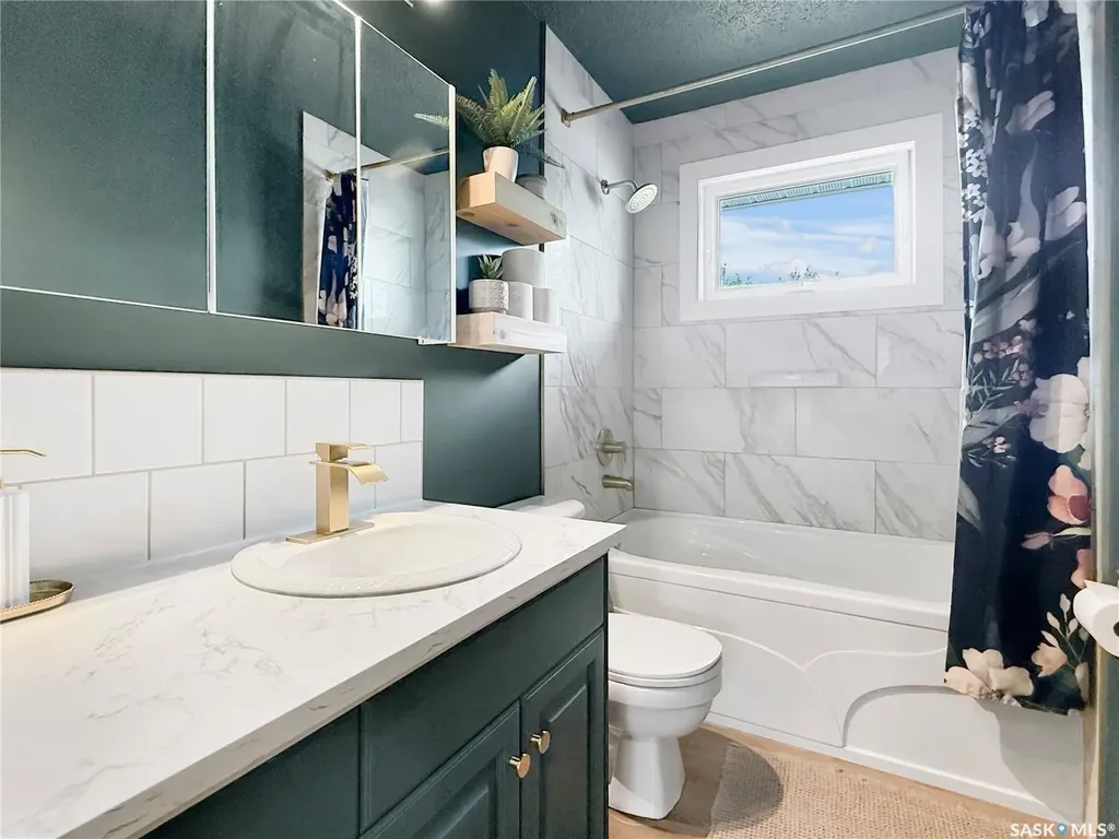 11 Hayward Place Swift Current SK S9H 3Z9