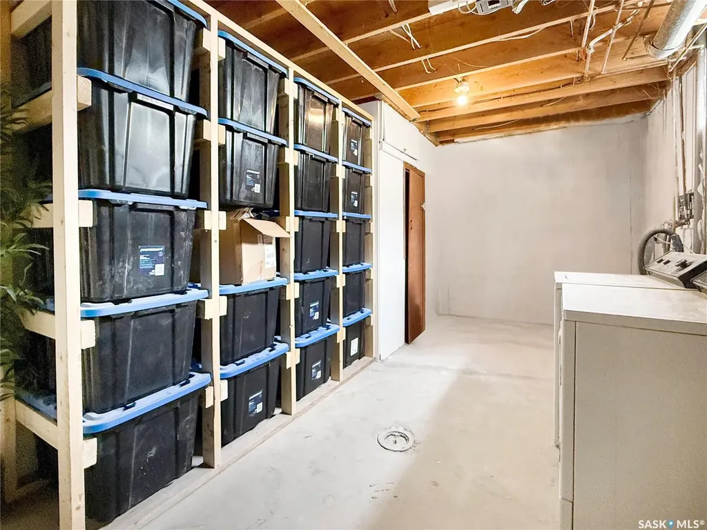 11 Hayward Place Swift Current SK S9H 3Z9
