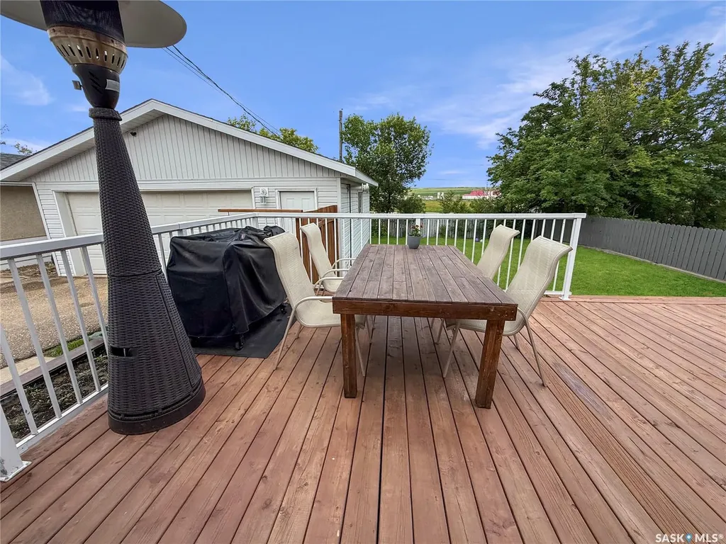11 Hayward Place Swift Current SK S9H 3Z9