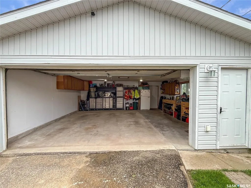 11 Hayward Place Swift Current SK S9H 3Z9