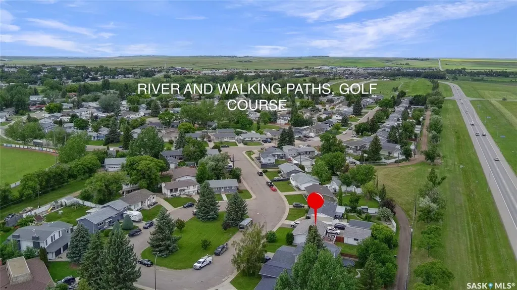 11 Hayward Place Swift Current SK S9H 3Z9