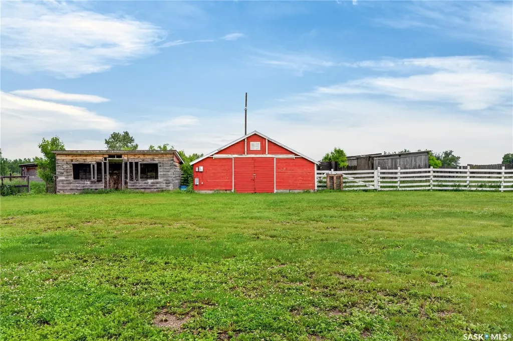 200 101st Street Humboldt SK S0K 2A0