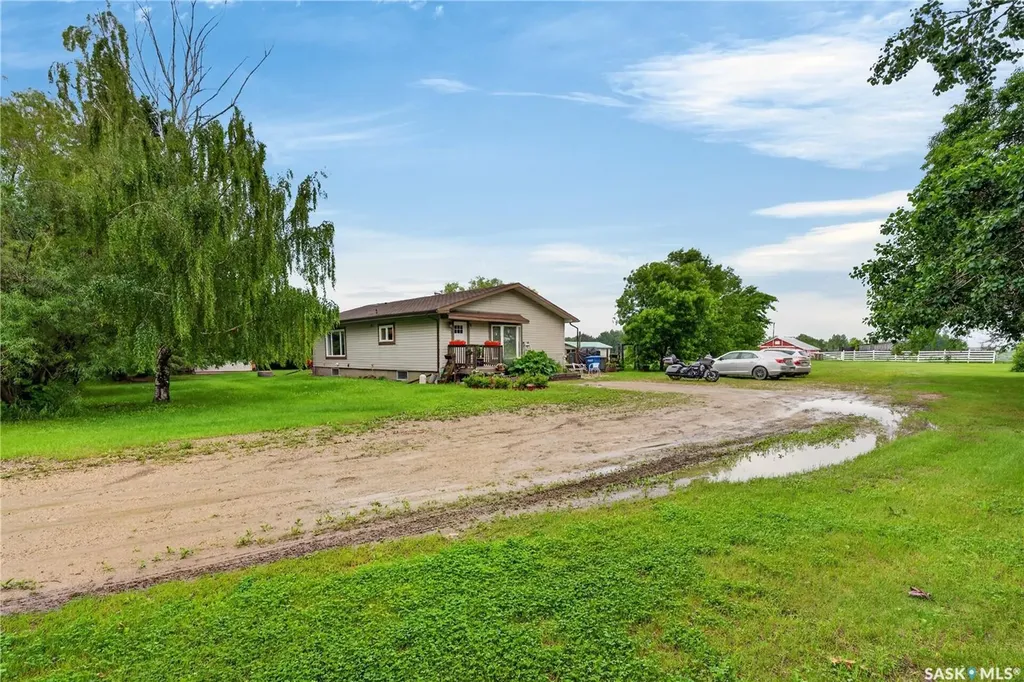 200 101st Street Humboldt SK S0K 2A0