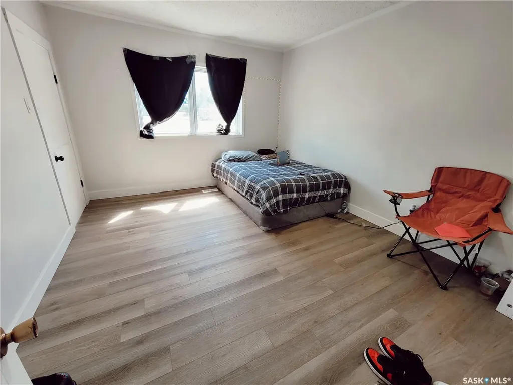 618 8th Street E Prince Albert SK S6V 0W7