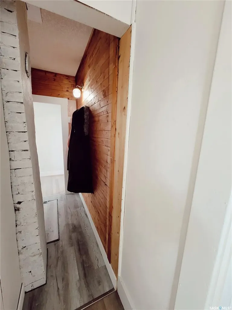 618 8th Street E Prince Albert SK S6V 0W7