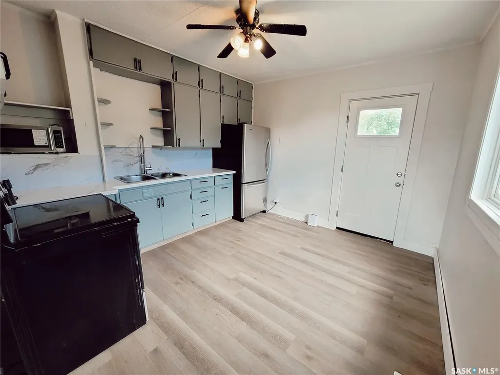 618 8th Street E Prince Albert SK S6V 0W7