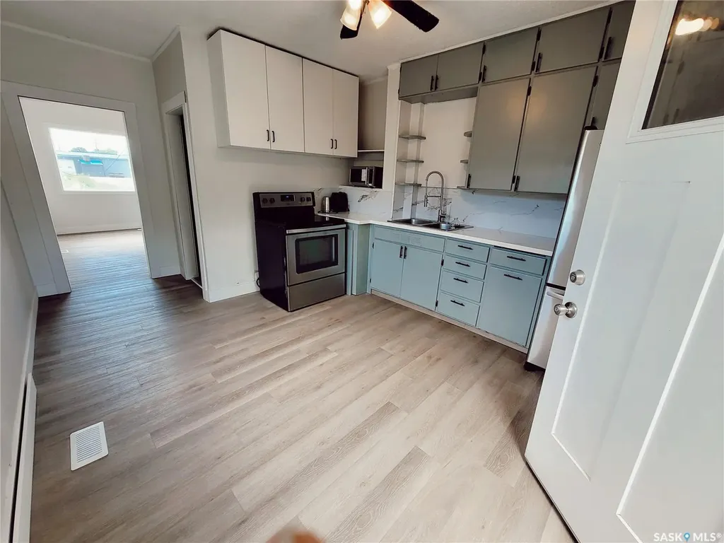 618 8th Street E Prince Albert SK S6V 0W7