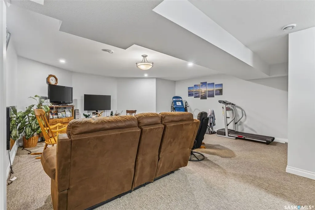527 Mcallister Avenue Porcupine Plain SK S0E 1H0
