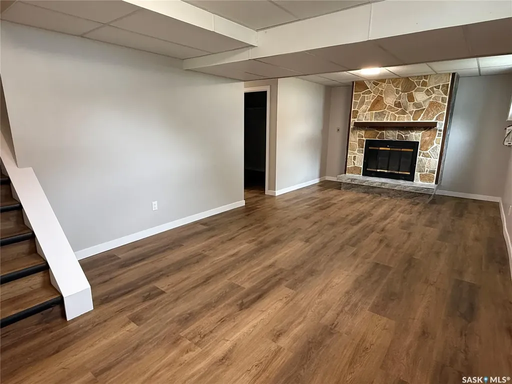 261 Bean Crescent Weyburn SK S4H 3A3