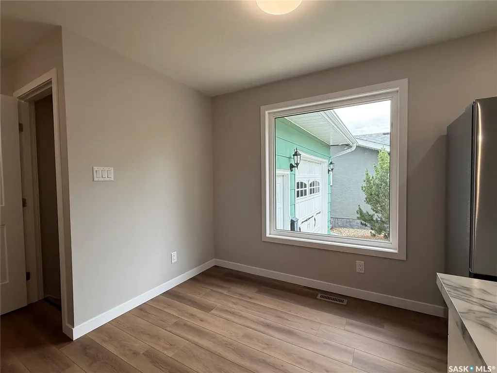 261 Bean Crescent Weyburn SK S4H 3A3