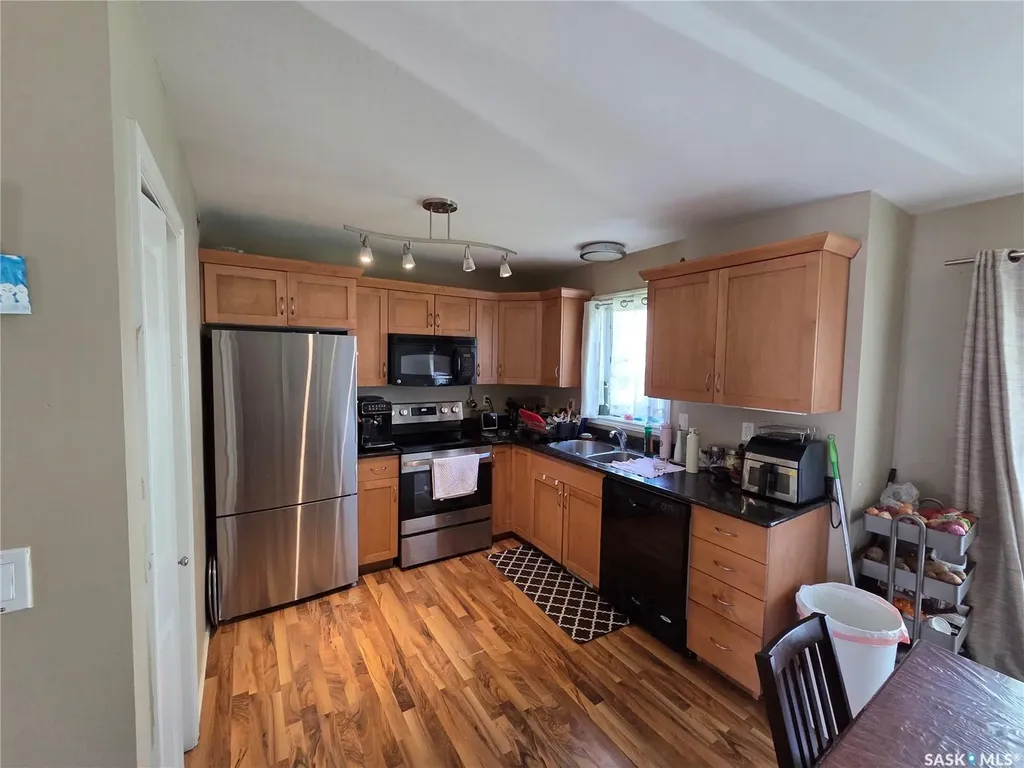 303 Slimmon Place Saskatoon SK S7V 0A8