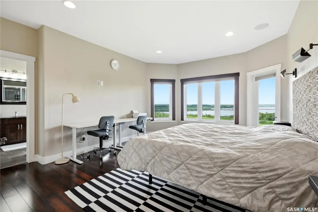 102 Rudy Lane Outlook SK S0L 2N0