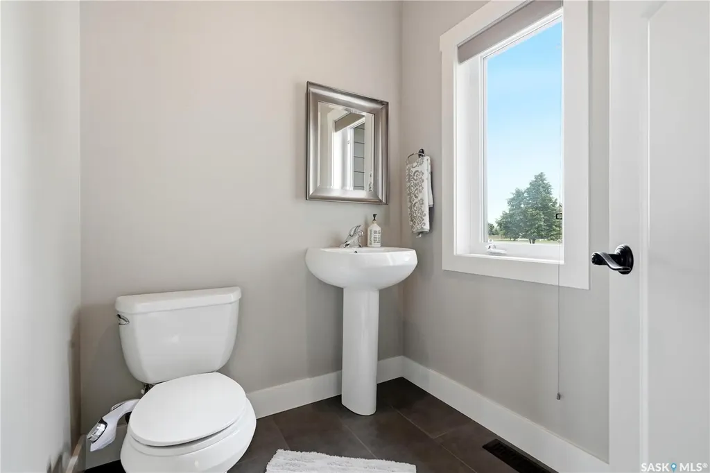 102 Rudy Lane Outlook SK S0L 2N0