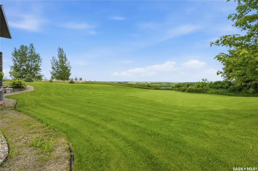 102 Rudy Lane Outlook SK S0L 2N0