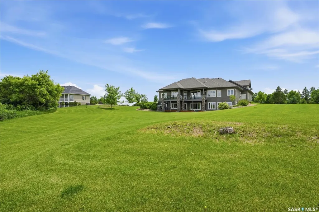 102 Rudy Lane Outlook SK S0L 2N0