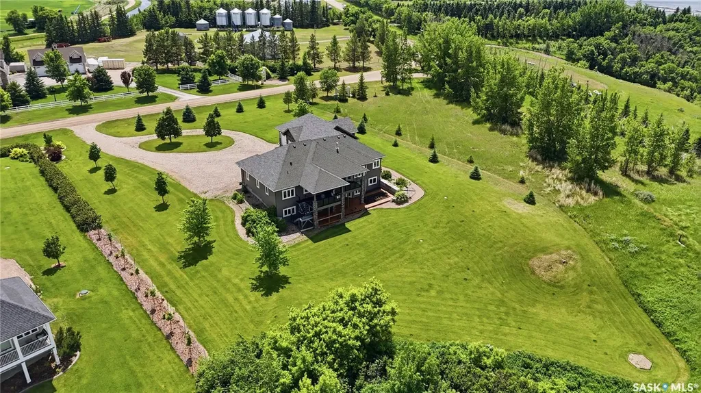 102 Rudy Lane Outlook SK S0L 2N0