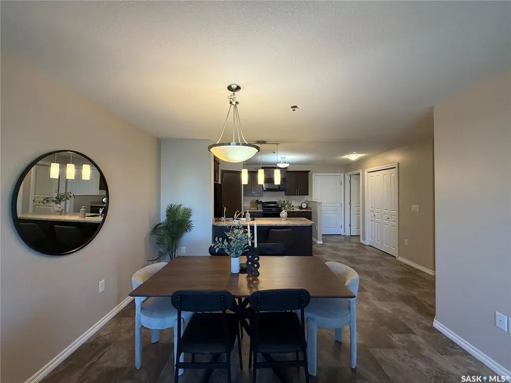 1621 Dakota Drive Regina SK S4Z 0A8