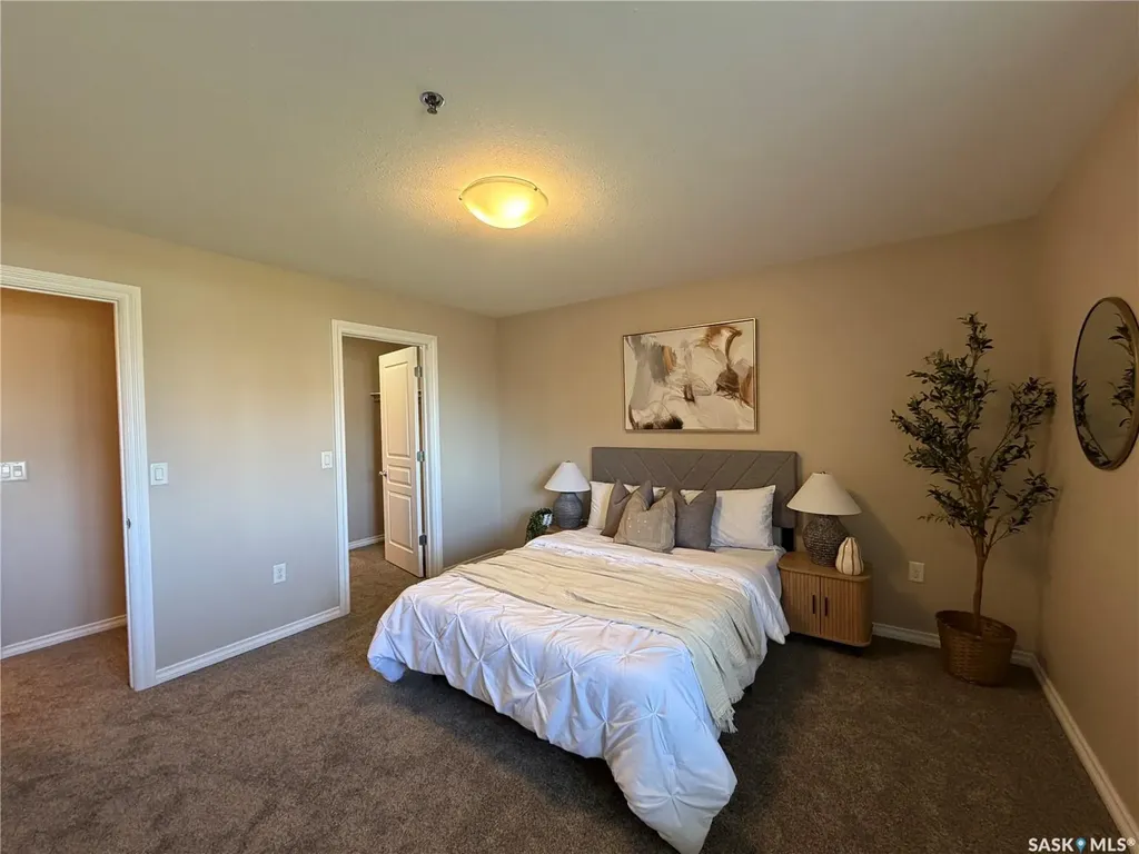 1621 Dakota Drive Regina SK S4Z 0A8
