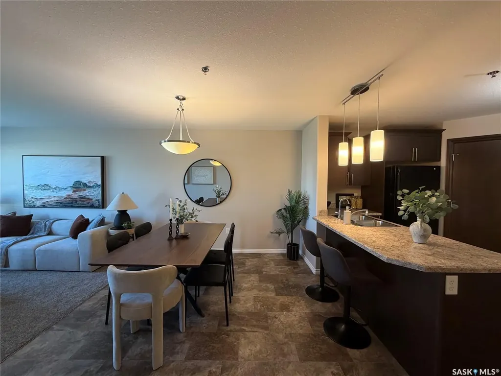 1621 Dakota Drive Regina SK S4Z 0A8
