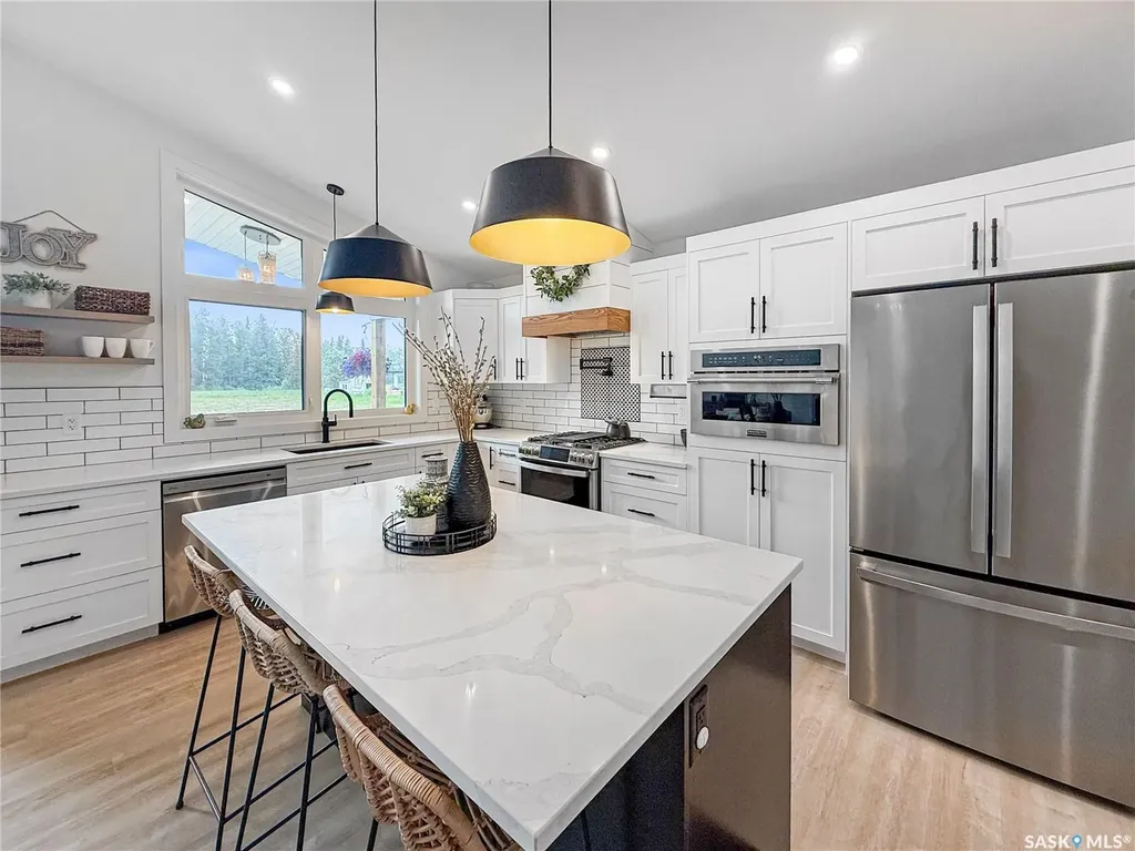 12 Eagle Crescent Candle Lake SK S0J 3E0