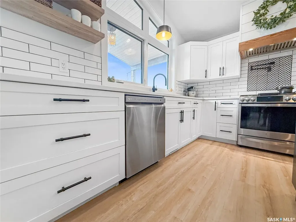 12 Eagle Crescent Candle Lake SK S0J 3E0