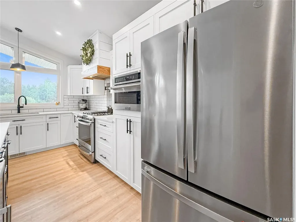 12 Eagle Crescent Candle Lake SK S0J 3E0