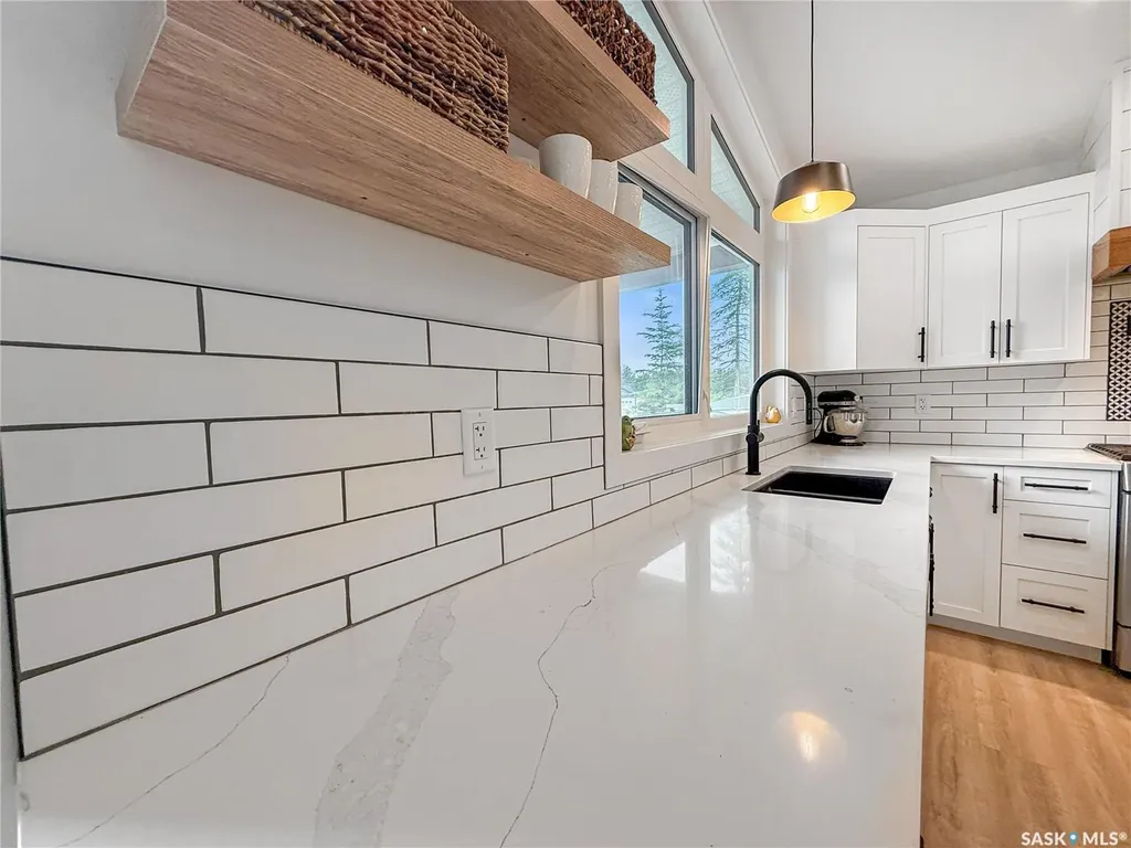 12 Eagle Crescent Candle Lake SK S0J 3E0