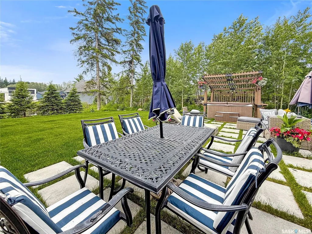 12 Eagle Crescent Candle Lake SK S0J 3E0