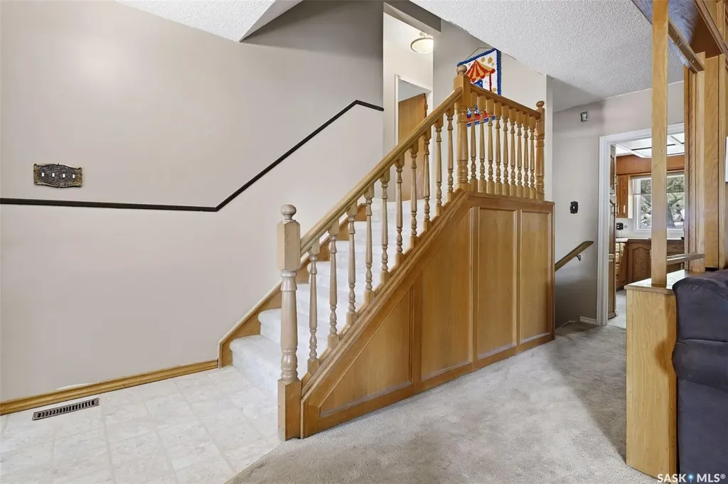 24 Davidson Crescent Regina SK S4S 4S9