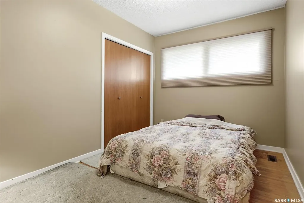 24 Davidson Crescent Regina SK S4S 4S9