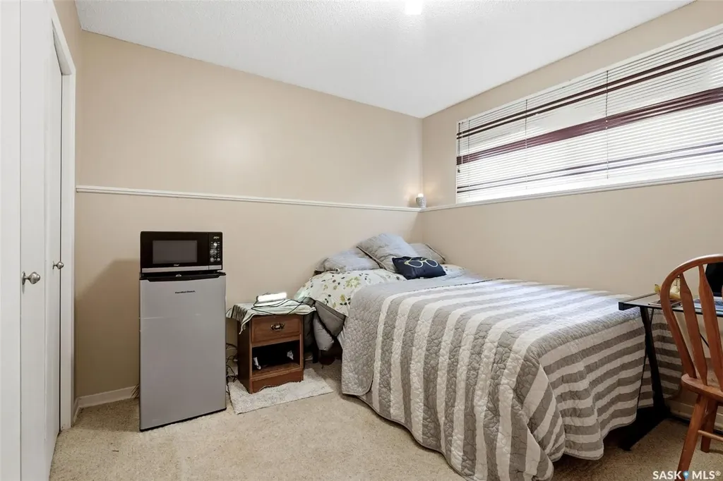 24 Davidson Crescent Regina SK S4S 4S9