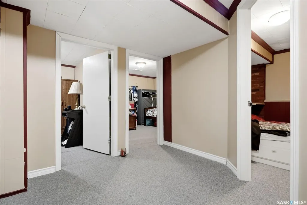 24 Davidson Crescent Regina SK S4S 4S9