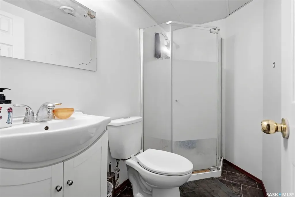 24 Davidson Crescent Regina SK S4S 4S9