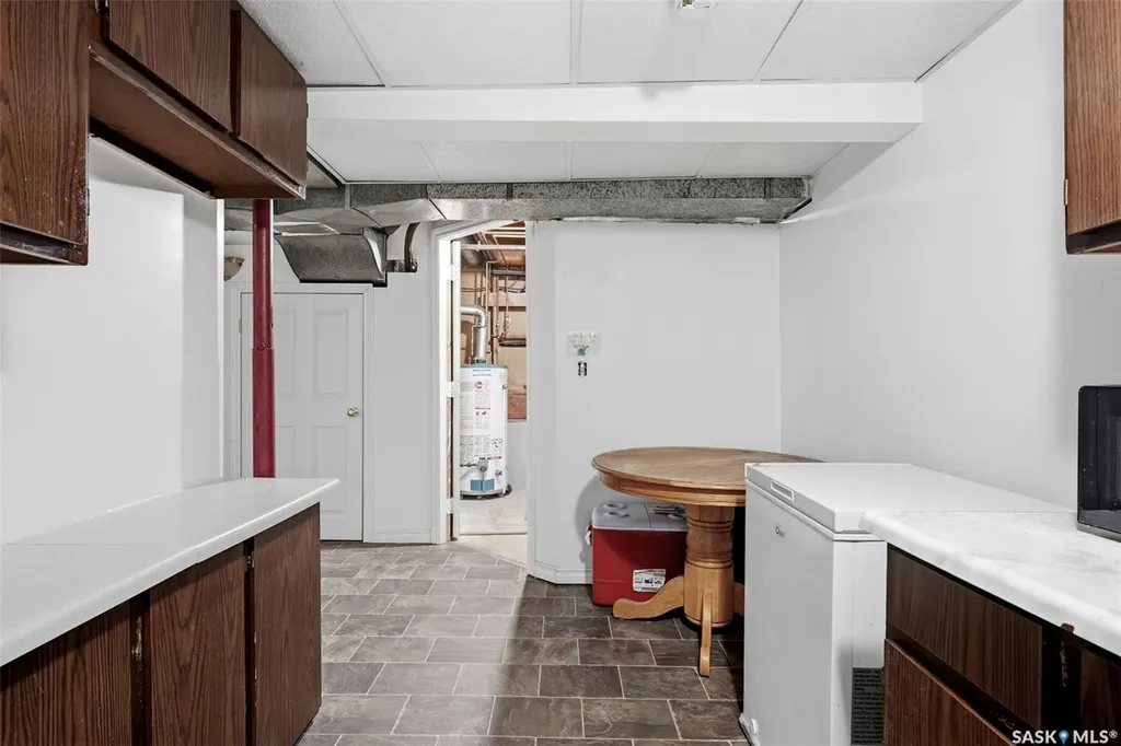 24 Davidson Crescent Regina SK S4S 4S9
