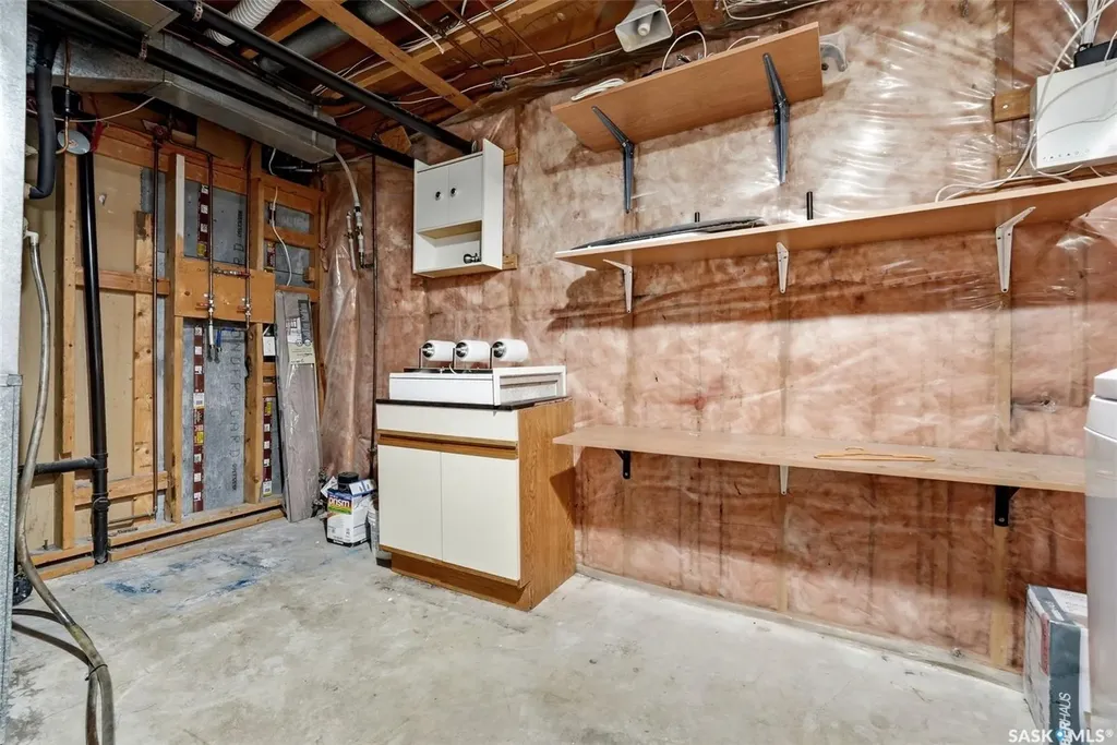 3151 Jenkins Drive E Regina SK S4N 6X4