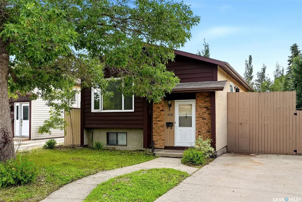 3151 Jenkins Drive E Regina SK S4N 6X4