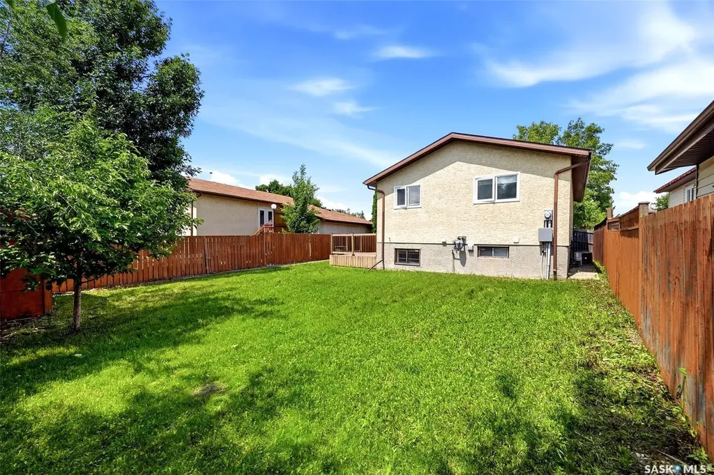 3151 Jenkins Drive E Regina SK S4N 6X4