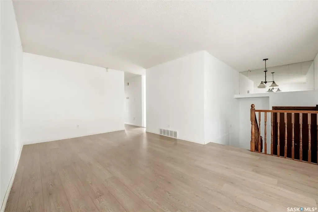 3151 Jenkins Drive E Regina SK S4N 6X4