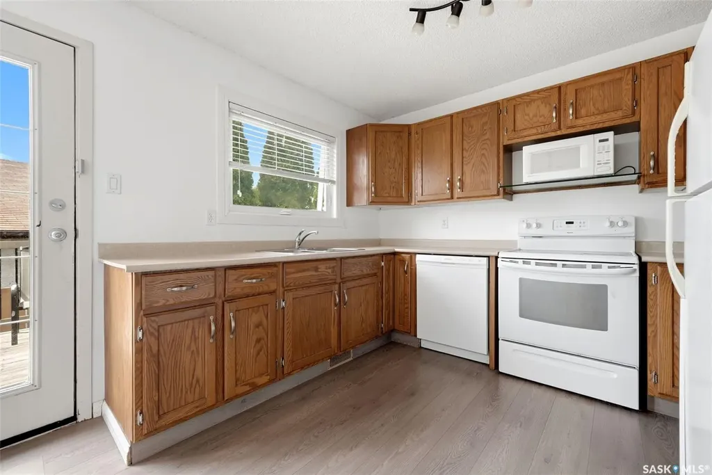 3151 Jenkins Drive E Regina SK S4N 6X4