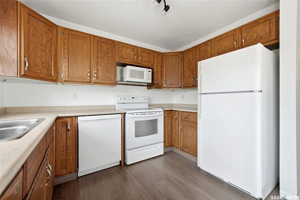 3151 Jenkins Drive E Regina SK S4N 6X4