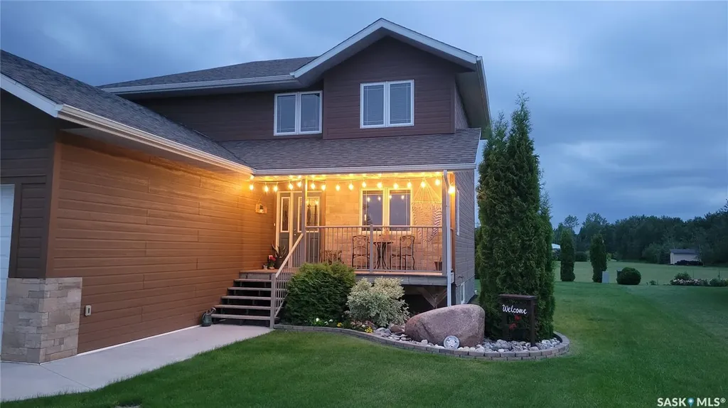 108 Coventry Crescent Nipawin SK S0E 1E0