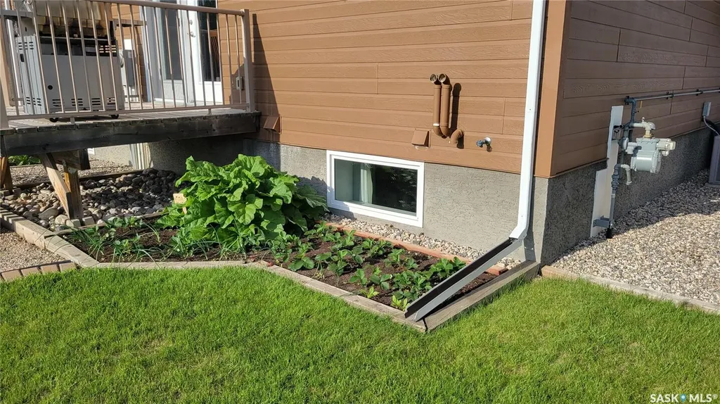 108 Coventry Crescent Nipawin SK S0E 1E0