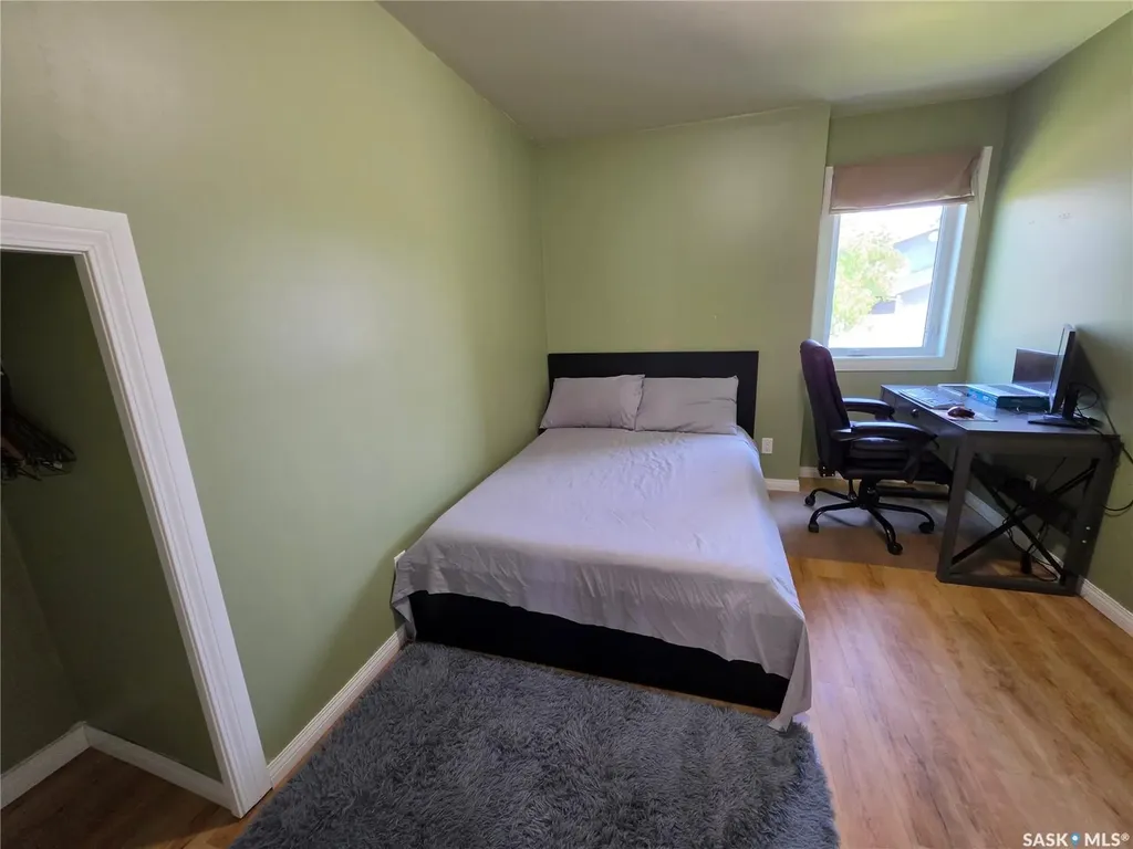 612 7th Avenue W Meadow Lake SK S9X 1B1